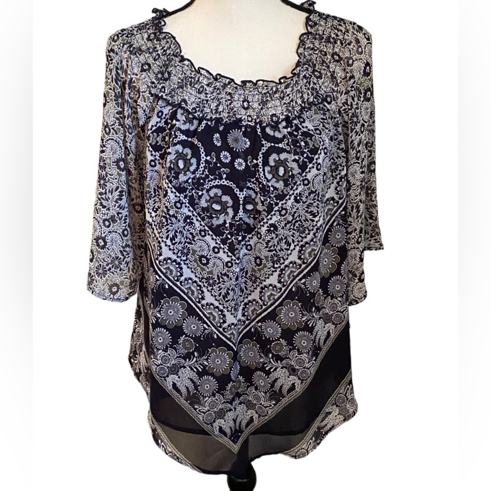 Westport size L top blouse